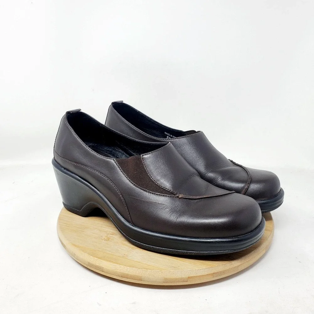 Dansko Shoes Womens 38 Brown Leather Slip On Loafer Wedge‎ Y2K Academia Retro